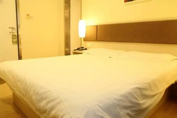 Motel168 Xinzhong Road Inn Zhongshan 