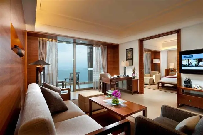 Pullman Oceanview Sanya Bay Resort & Spa