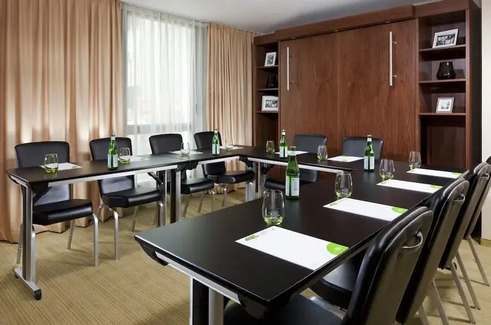 Courtyard by Marriott Paris Arcueil 