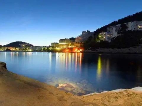 Palladium Hotel Cala Llonga - Adults Only