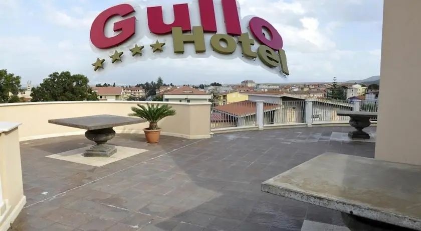 Gullo Hotel 