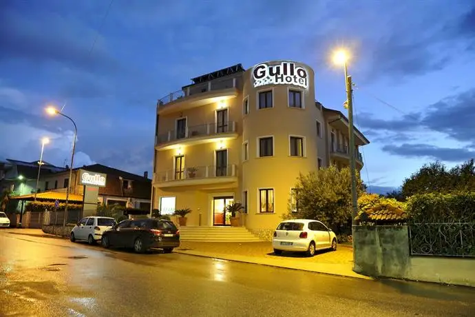 Gullo Hotel 