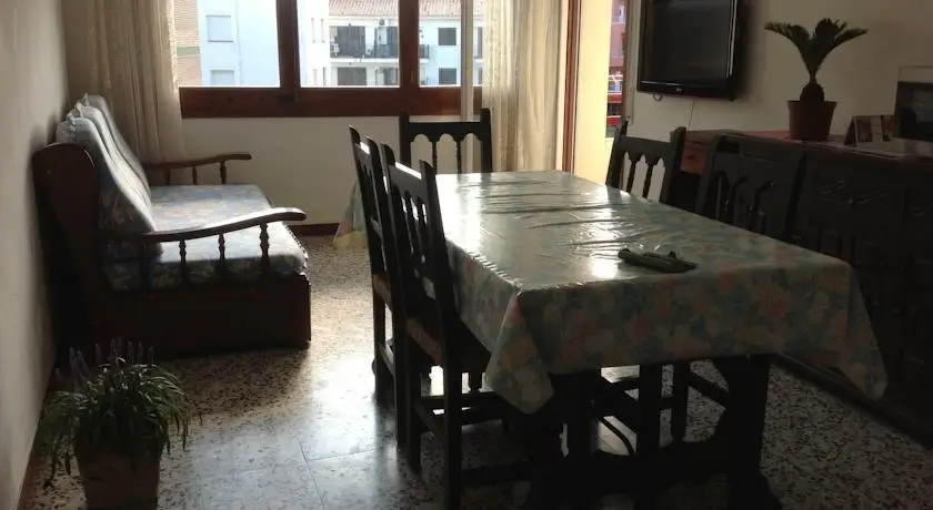 Apartamentos Flomar 