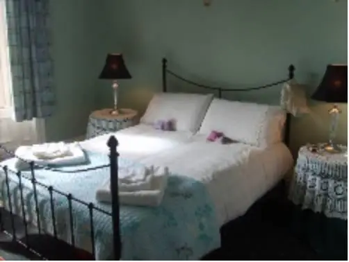 Newstead Bed And Breakfast 