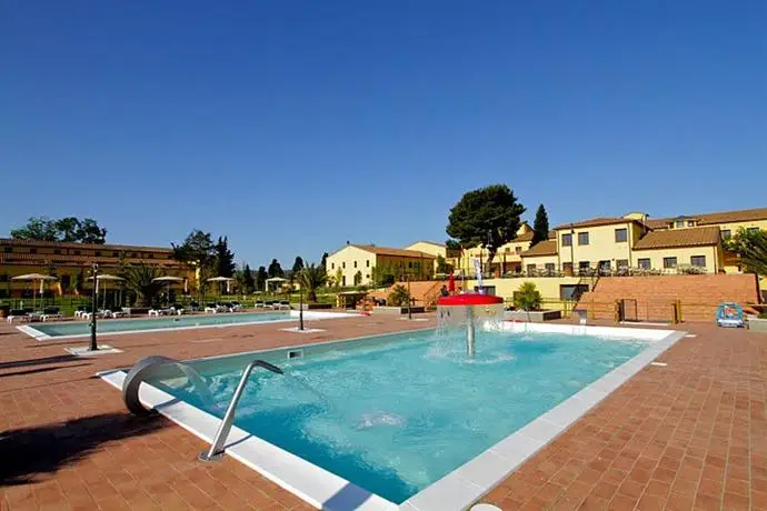 Poggio All'Agnello Country & Beach Residential Resort 