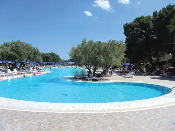 Palmasera Village Resort 