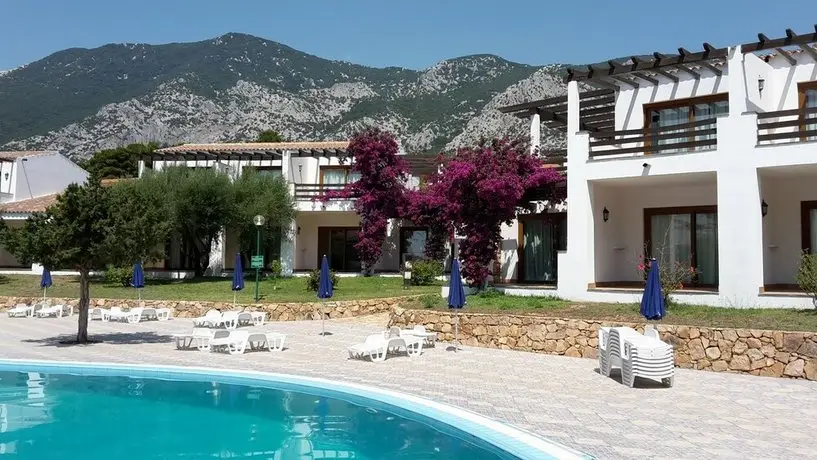 Palmasera Village Resort 