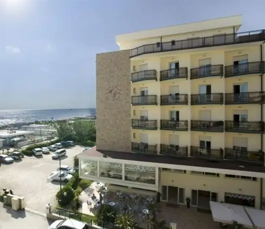 Hotel Londra Cervia