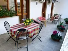 B&B Piazza 300mila 