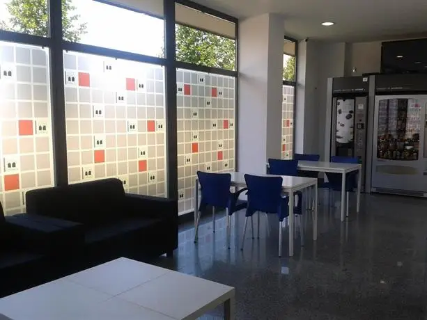 Residencia Universitaria La Ribera Logrono