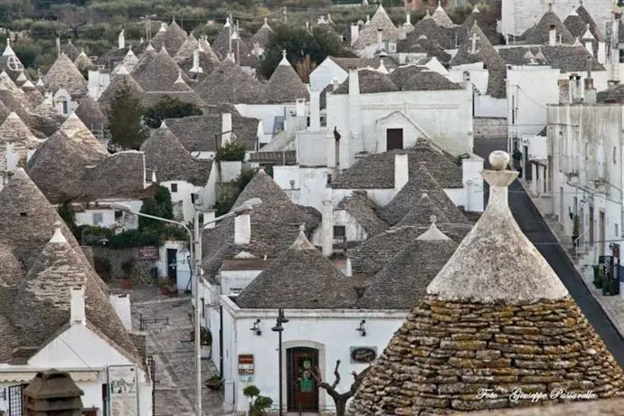 Trulli Resort Monte Pasubio 