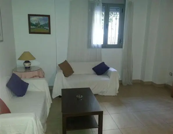 Apartamentos Turisticos La Encarnacion 