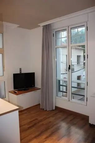 Apartamentos Senabre Palais 