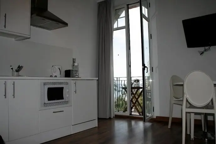 Apartamentos Senabre Palais 