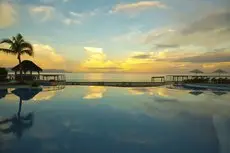 Sunset Plaza Beach Resort & Spa 