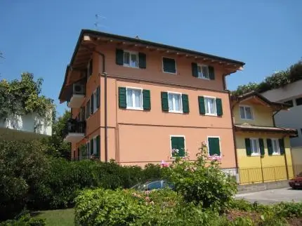 Bella Villa Apartments 