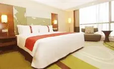 Holiday Inn Qingdao City Center 