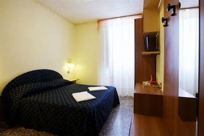 Lyric Hotel Levanto 