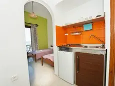 Melas Apartments 