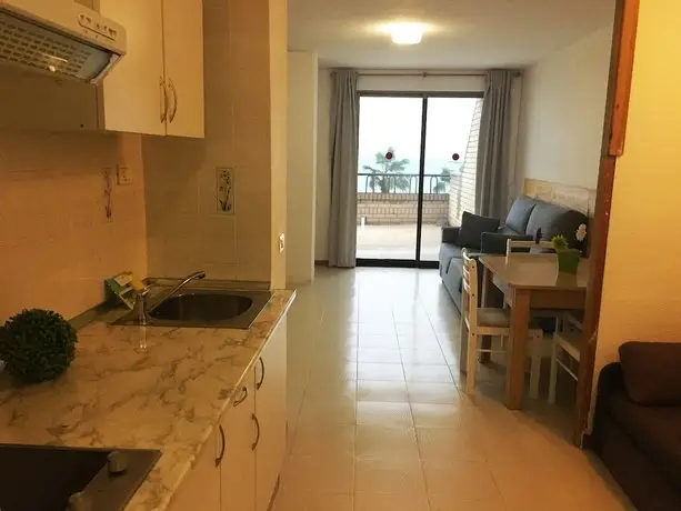 Apartamentos Bernat 3000 