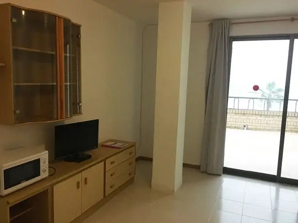 Apartamentos Bernat 3000 