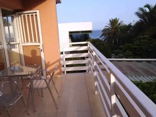 Apartamentos San Agustin Beach 