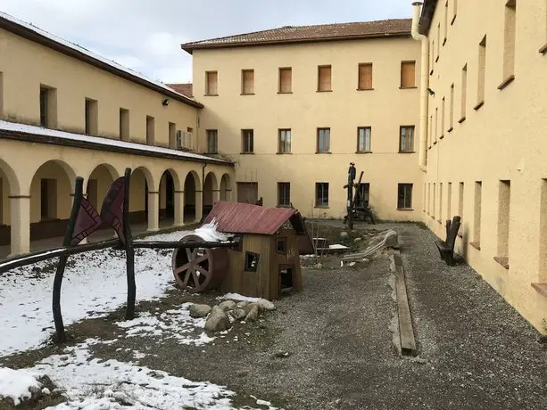 Albergue-Hostel Pirenarium 