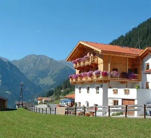 Wander- Und Wohlfuhlhotel Berghof