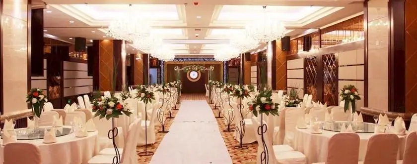 Junyue Grand Hotel Shenyang 