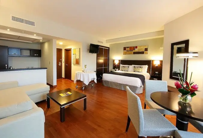 Marriott Executive Apartments Panama City Finisterre