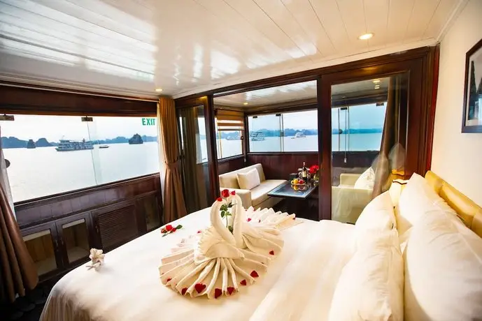 Halong Paloma Cruise 