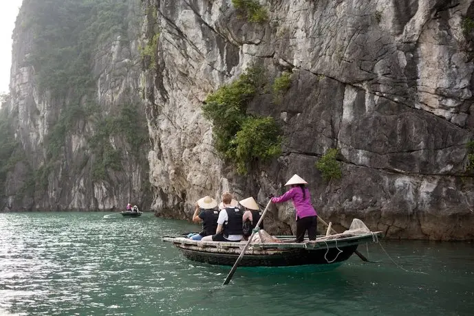 Halong Paloma Cruise 