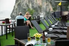 Halong Paloma Cruise 