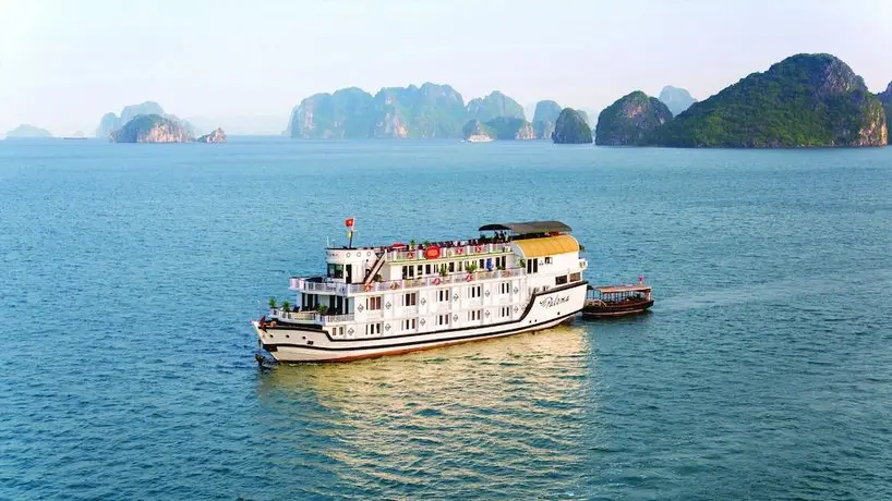 Halong Paloma Cruise 