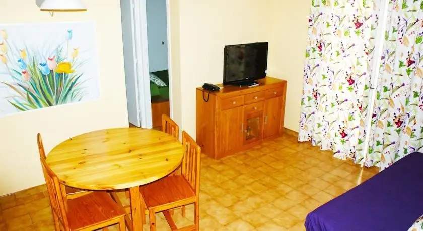 Apartaments Cales de Ponent 