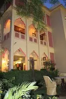 Hotel H R Palace 