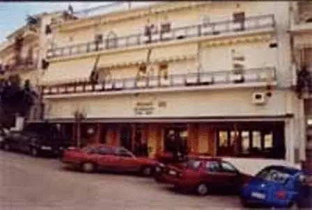 Stavrodromi Hotel