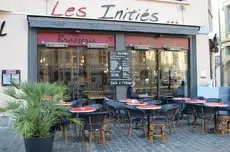 Les Inities Bar / Restaurant