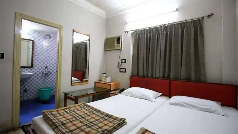 Hotel Park Inn Kolkata room