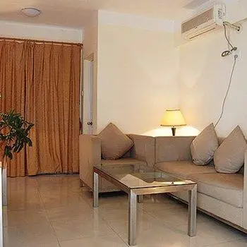 Kwaifa Business Apartment 