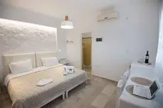 Eleana Studios Paros 