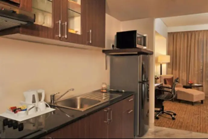 Four Points By Sheraton Hotel and Serviced Apartments