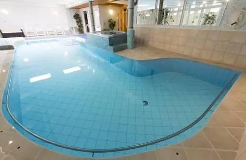 Pension Kofler Swimming pool