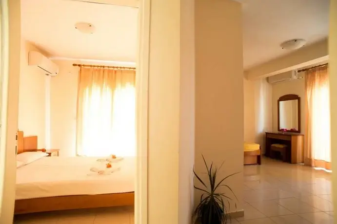 Semiramis Suites Agii Apostoli 