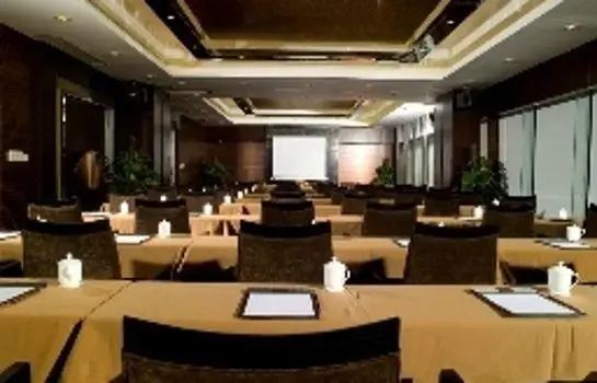 Vienna International Hotel - Foshan Haiyue Branch 