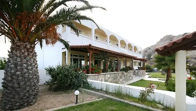 Athinoula Hotel 