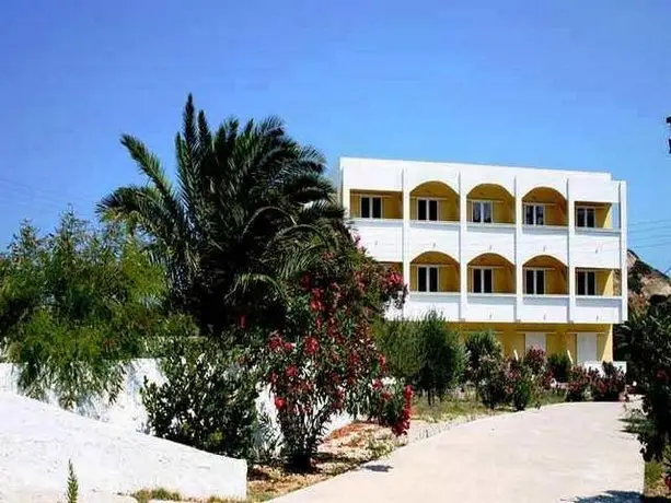 Athinoula Hotel 