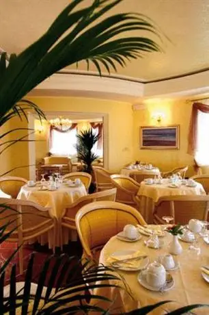 Hotel Villa Anna Mileto Bar / Restaurant