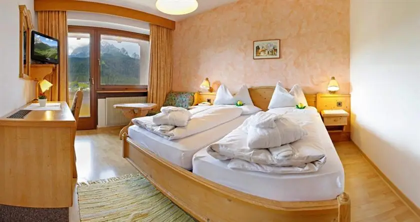 Biovita Hotel Alpi room