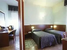 Hotel La Maddalena Quattro Castella room